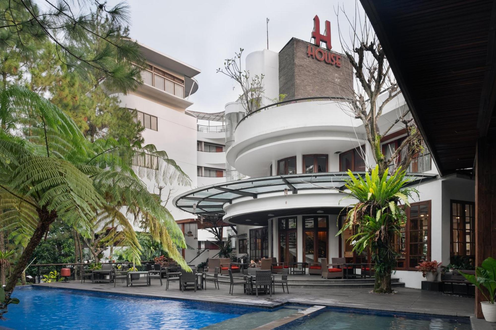House Sangkuriang Bandung Exterior foto